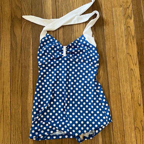 PUG Pinup Couture Bettie Blue PolkaDot One Piece Swimsuit with Matching Skirt XS - Picture 2 of 9